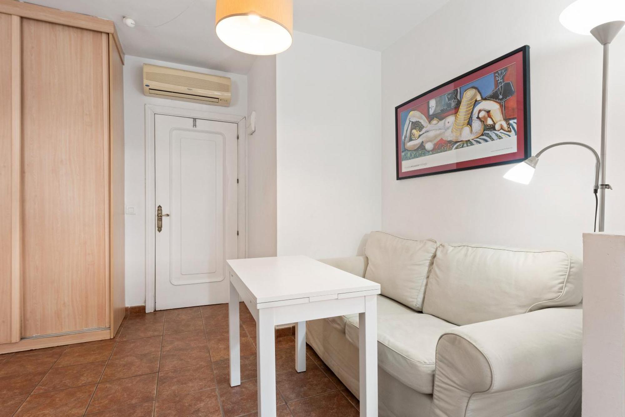 Confortable Estudio En Playa Los Banos Del Carmen Малага Экстерьер фото